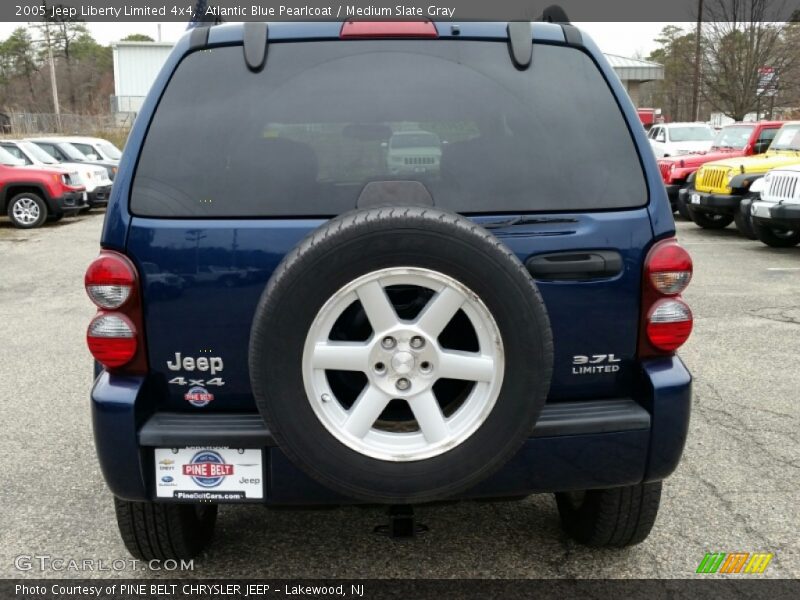 Atlantic Blue Pearlcoat / Medium Slate Gray 2005 Jeep Liberty Limited 4x4