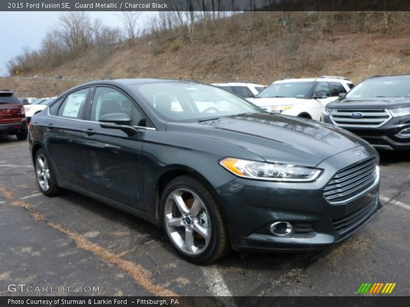 Guard Metallic / Charcoal Black 2015 Ford Fusion SE