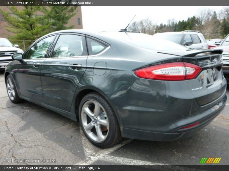 Guard Metallic / Charcoal Black 2015 Ford Fusion SE