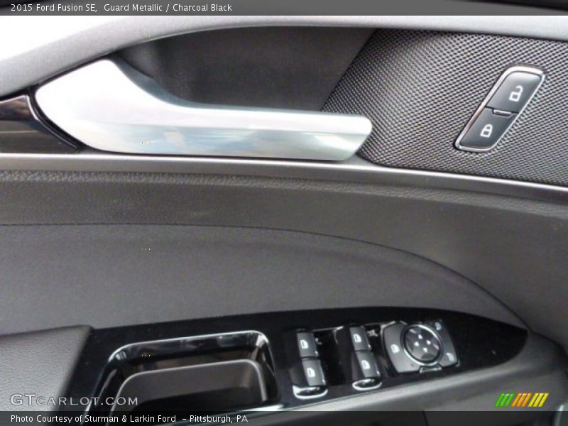 Guard Metallic / Charcoal Black 2015 Ford Fusion SE