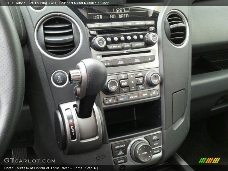 Polished Metal Metallic / Black 2013 Honda Pilot Touring 4WD