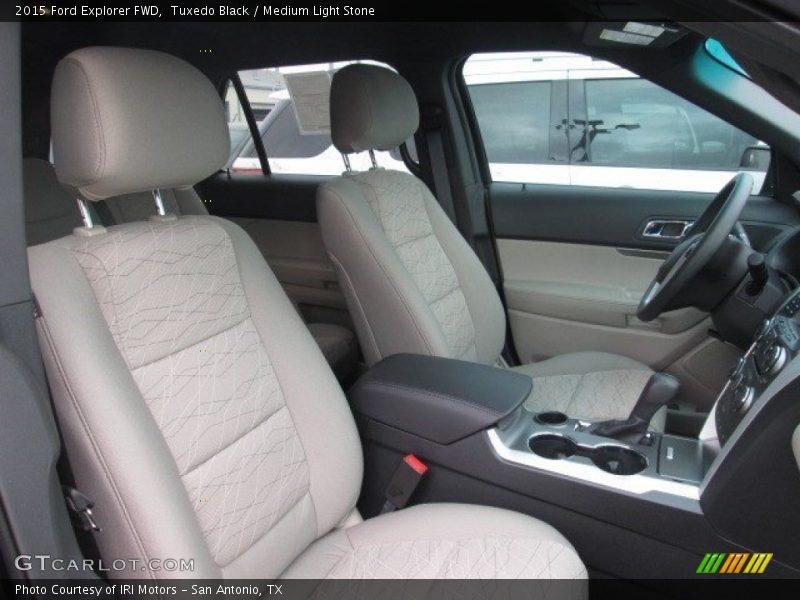 Tuxedo Black / Medium Light Stone 2015 Ford Explorer FWD