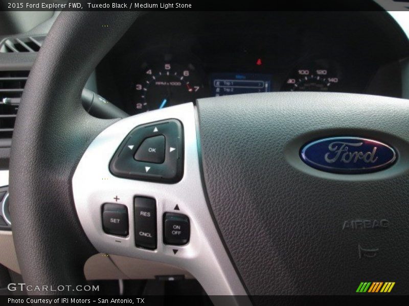 Tuxedo Black / Medium Light Stone 2015 Ford Explorer FWD