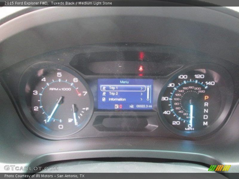 Tuxedo Black / Medium Light Stone 2015 Ford Explorer FWD