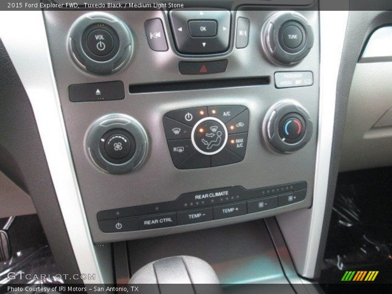 Tuxedo Black / Medium Light Stone 2015 Ford Explorer FWD