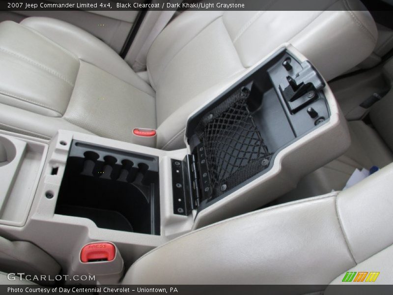 Black Clearcoat / Dark Khaki/Light Graystone 2007 Jeep Commander Limited 4x4