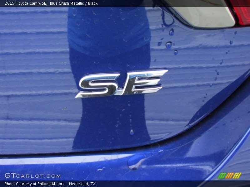Blue Crush Metallic / Black 2015 Toyota Camry SE