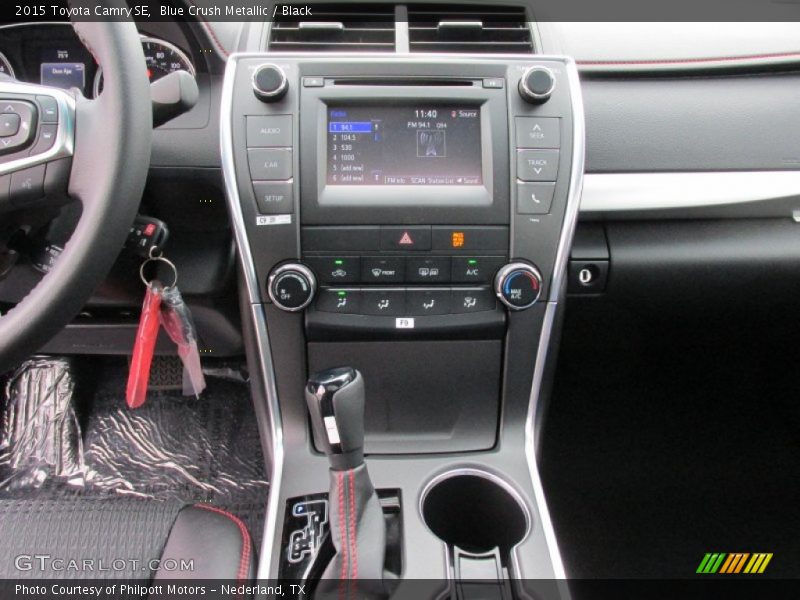 Blue Crush Metallic / Black 2015 Toyota Camry SE