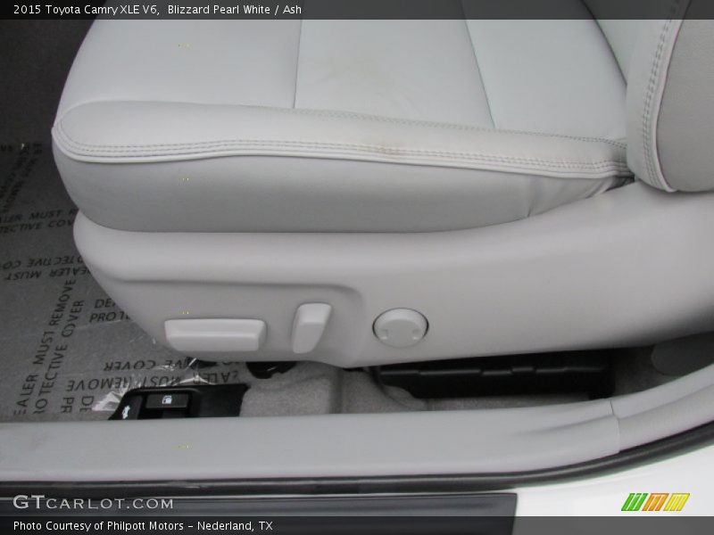 Blizzard Pearl White / Ash 2015 Toyota Camry XLE V6