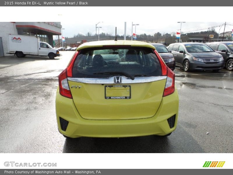 Mystic Yellow Pearl / Black 2015 Honda Fit EX-L