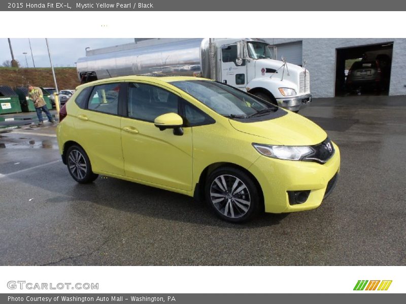 Mystic Yellow Pearl / Black 2015 Honda Fit EX-L
