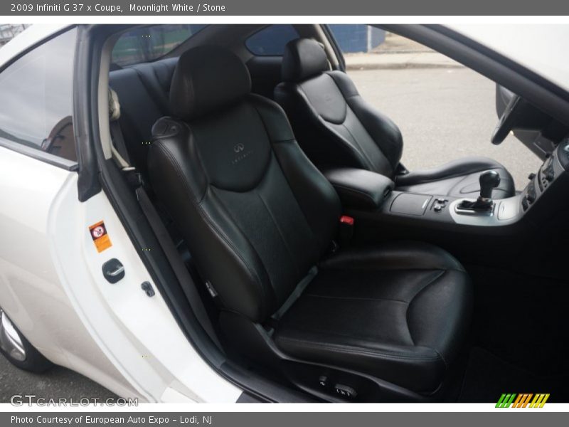 Moonlight White / Stone 2009 Infiniti G 37 x Coupe