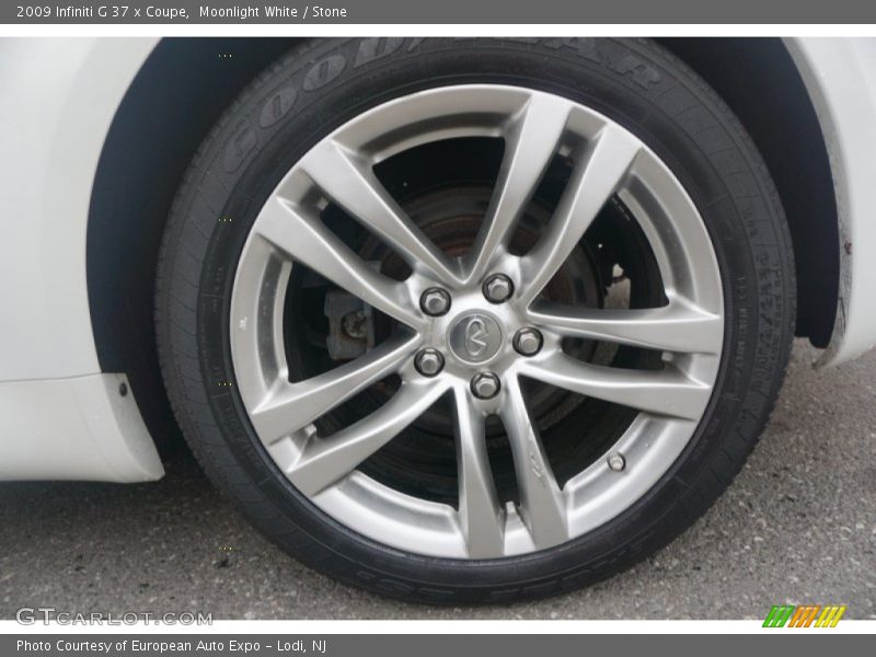 Moonlight White / Stone 2009 Infiniti G 37 x Coupe