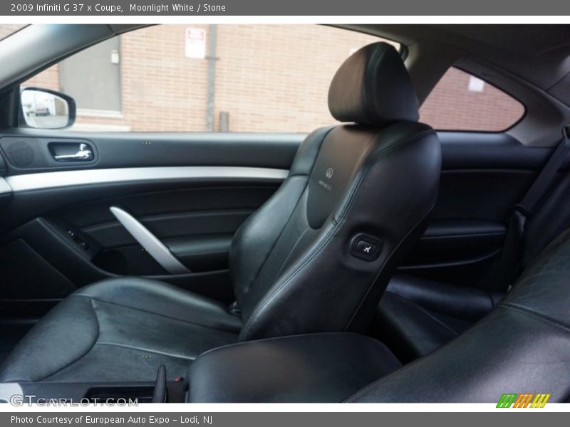 Moonlight White / Stone 2009 Infiniti G 37 x Coupe