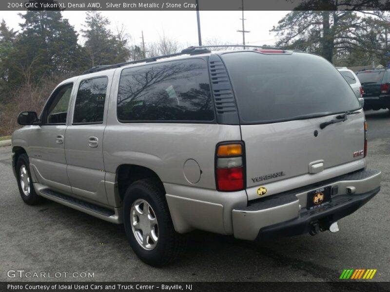 Silver Birch Metallic / Stone Gray 2004 GMC Yukon XL Denali AWD