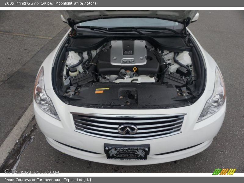 Moonlight White / Stone 2009 Infiniti G 37 x Coupe