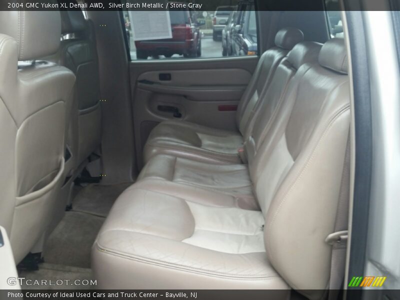 Silver Birch Metallic / Stone Gray 2004 GMC Yukon XL Denali AWD