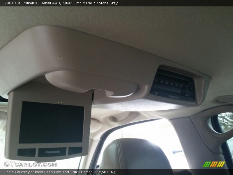 Silver Birch Metallic / Stone Gray 2004 GMC Yukon XL Denali AWD