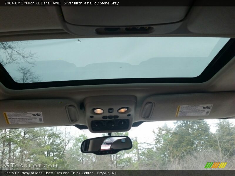Silver Birch Metallic / Stone Gray 2004 GMC Yukon XL Denali AWD