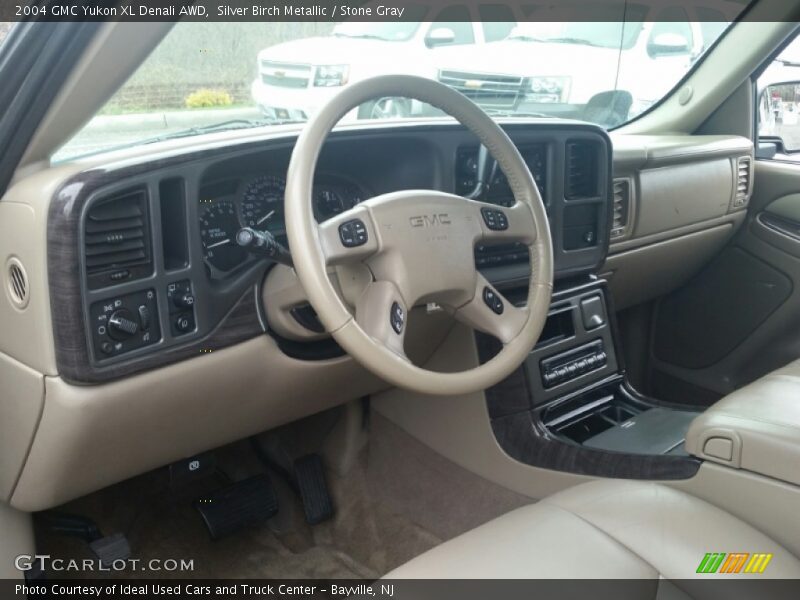 Silver Birch Metallic / Stone Gray 2004 GMC Yukon XL Denali AWD