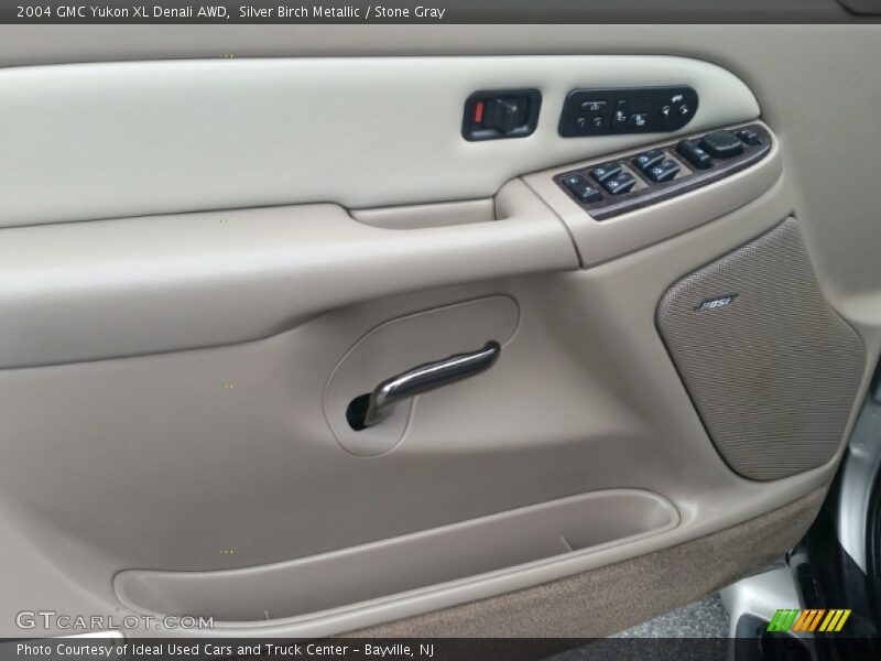 Silver Birch Metallic / Stone Gray 2004 GMC Yukon XL Denali AWD