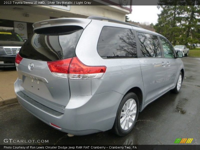 Silver Sky Metallic / Light Gray 2013 Toyota Sienna LE AWD