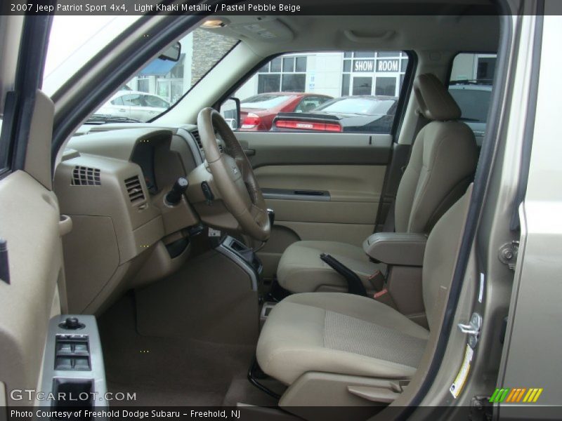 Light Khaki Metallic / Pastel Pebble Beige 2007 Jeep Patriot Sport 4x4