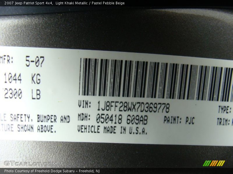 Light Khaki Metallic / Pastel Pebble Beige 2007 Jeep Patriot Sport 4x4