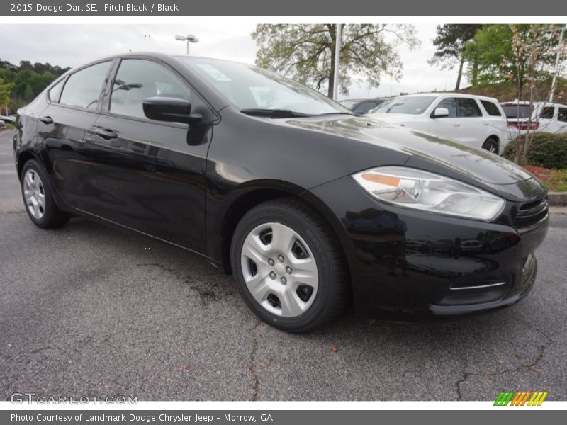 Front 3/4 View of 2015 Dart SE