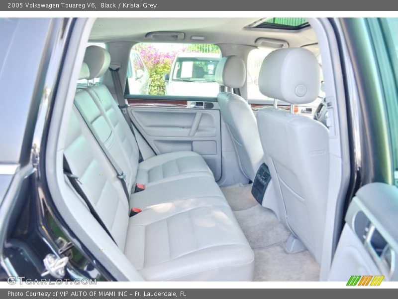 Black / Kristal Grey 2005 Volkswagen Touareg V6