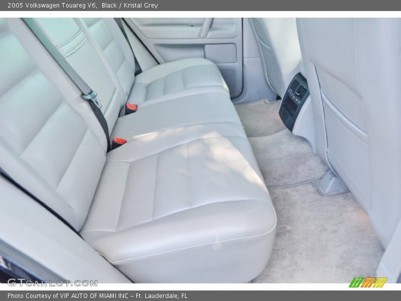 Black / Kristal Grey 2005 Volkswagen Touareg V6
