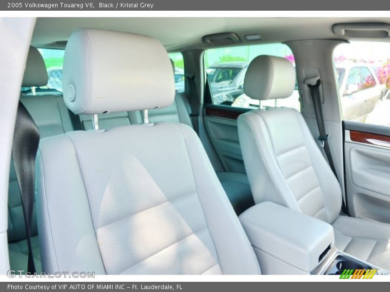 Black / Kristal Grey 2005 Volkswagen Touareg V6