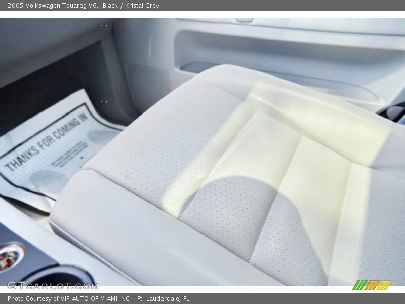Black / Kristal Grey 2005 Volkswagen Touareg V6