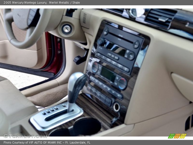 Merlot Metallic / Shale 2005 Mercury Montego Luxury