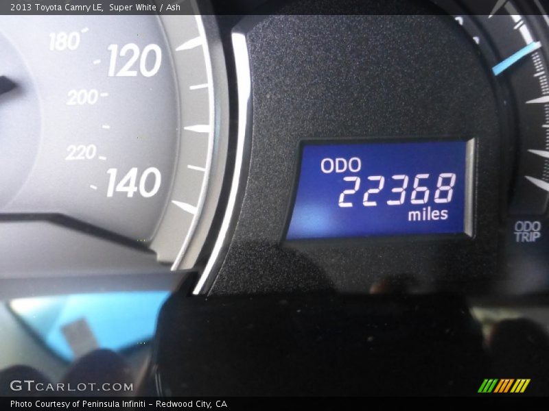 Super White / Ash 2013 Toyota Camry LE