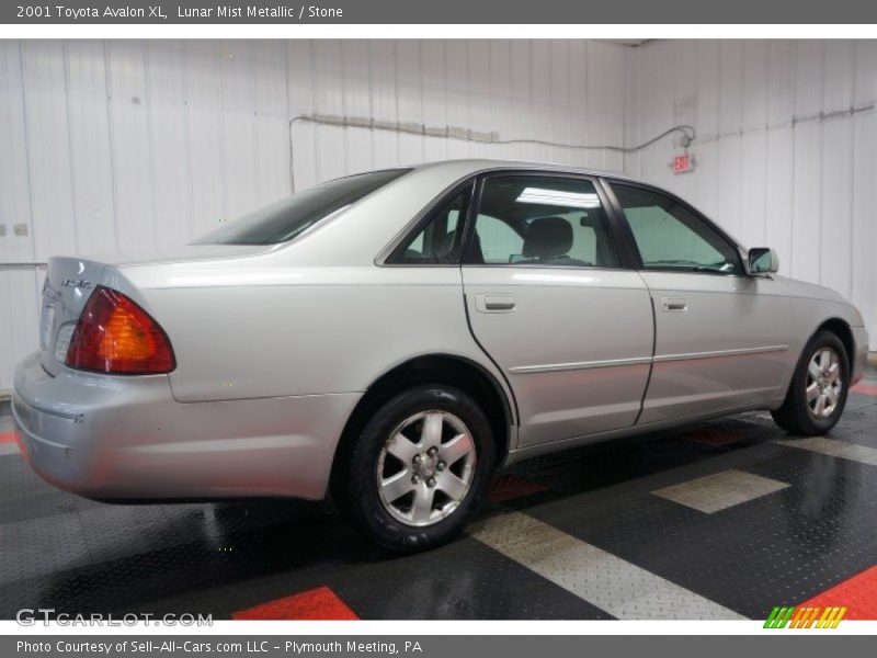 Lunar Mist Metallic / Stone 2001 Toyota Avalon XL