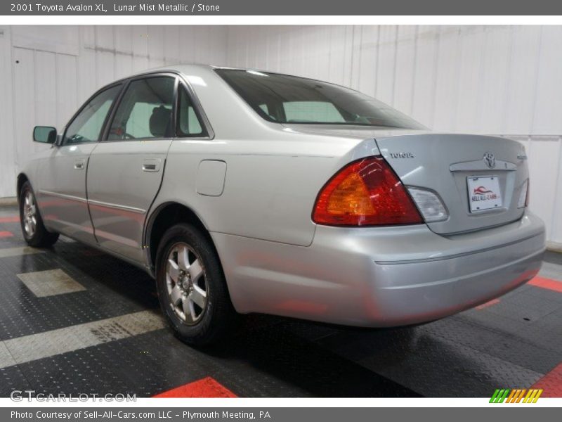 Lunar Mist Metallic / Stone 2001 Toyota Avalon XL