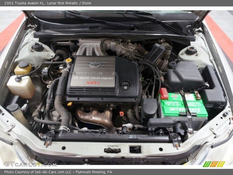 Lunar Mist Metallic / Stone 2001 Toyota Avalon XL
