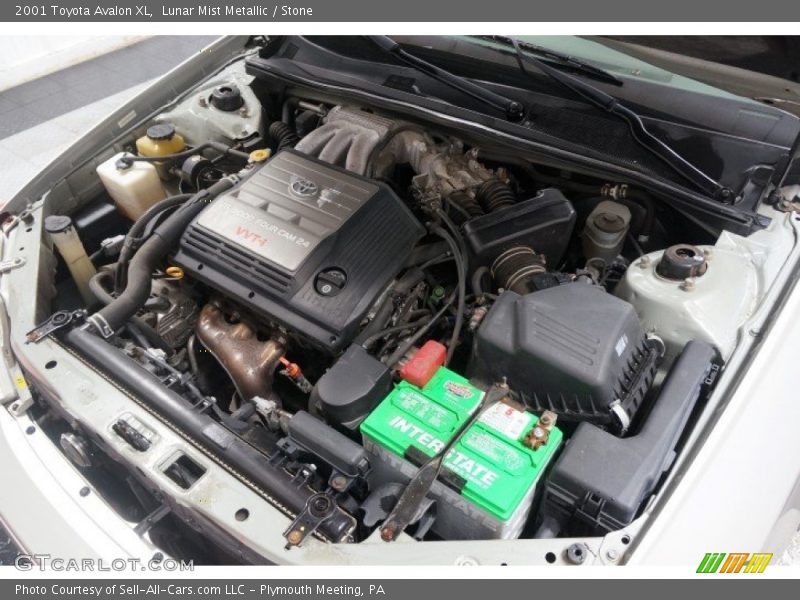 Lunar Mist Metallic / Stone 2001 Toyota Avalon XL
