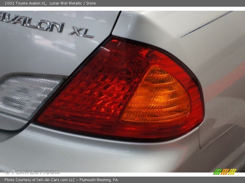 Lunar Mist Metallic / Stone 2001 Toyota Avalon XL
