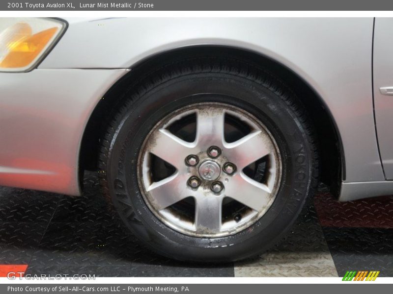 Lunar Mist Metallic / Stone 2001 Toyota Avalon XL
