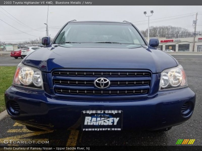 Bluestone Metallic / Ivory 2003 Toyota Highlander V6 4WD