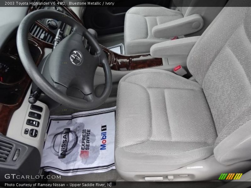 Bluestone Metallic / Ivory 2003 Toyota Highlander V6 4WD
