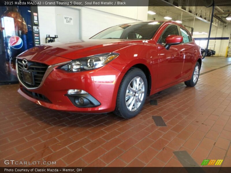 Soul Red Metallic / Black 2015 Mazda MAZDA3 i Grand Touring 5 Door