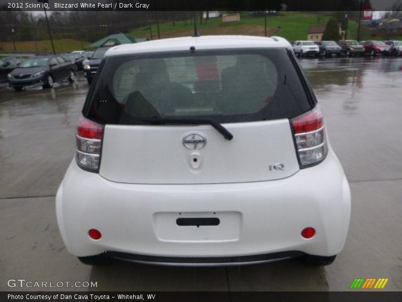 Blizzard White Pearl / Dark Gray 2012 Scion iQ