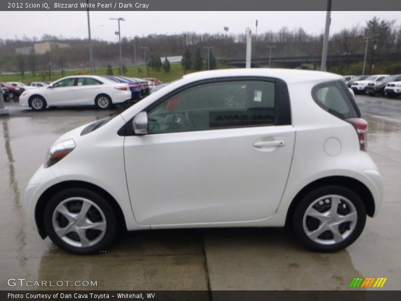 Blizzard White Pearl / Dark Gray 2012 Scion iQ
