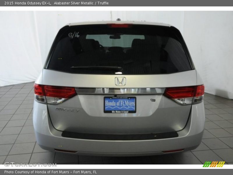 Alabaster Silver Metallic / Truffle 2015 Honda Odyssey EX-L