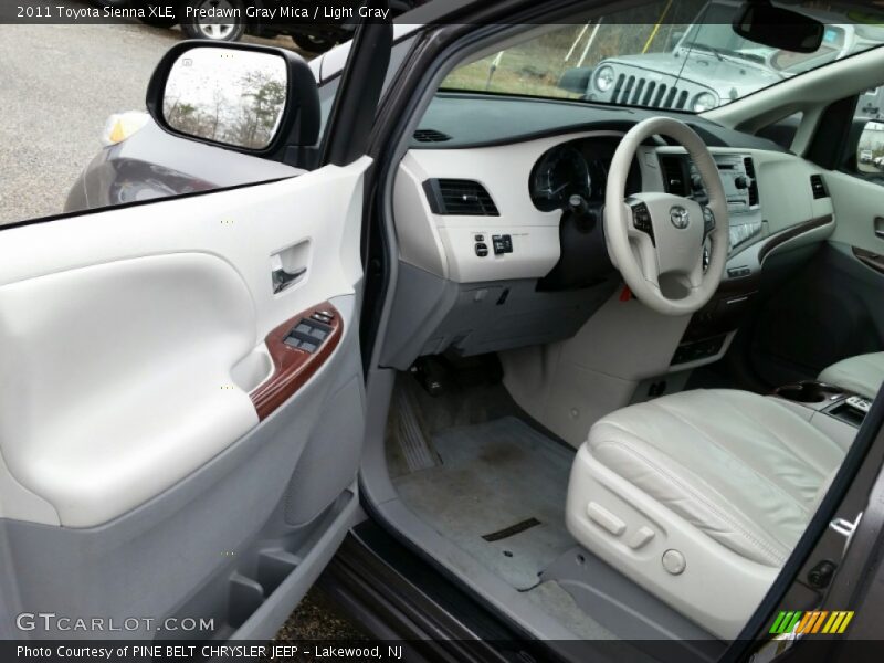 Predawn Gray Mica / Light Gray 2011 Toyota Sienna XLE