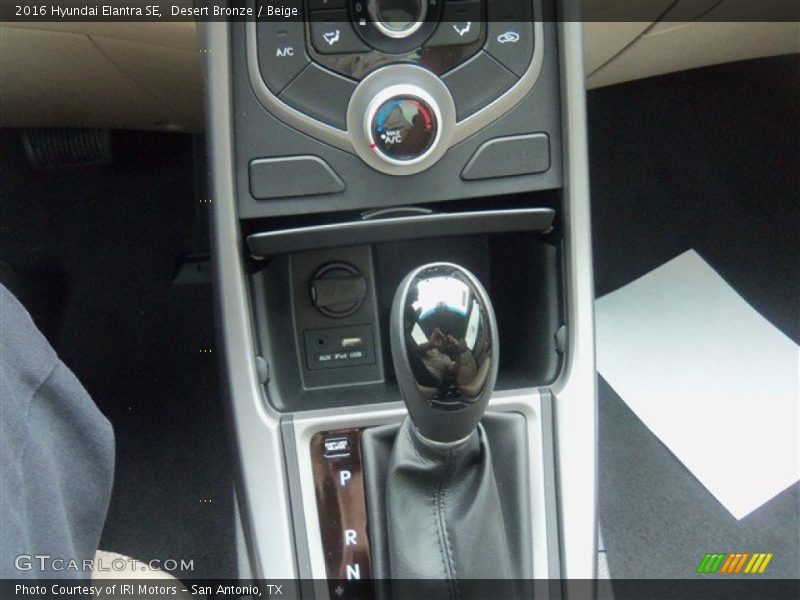 Desert Bronze / Beige 2016 Hyundai Elantra SE