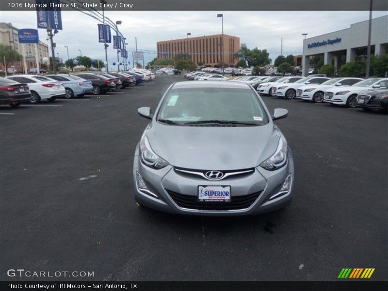 Shale Gray / Gray 2016 Hyundai Elantra SE